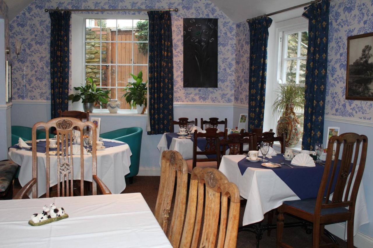 The Old Red Lion 호텔 테임 외부 사진
